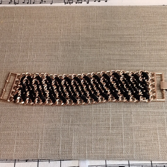 Avon Mark Gleam Weaver Bracelet 2014 - Picture 2 of 9